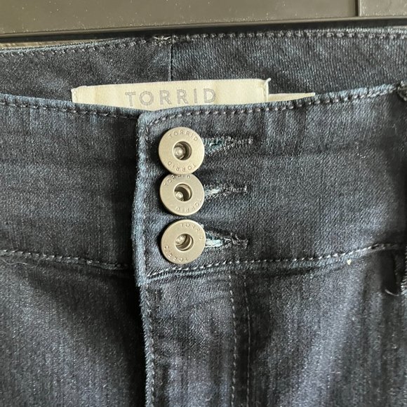 Torrid Dark Wash Stretch Jeggings Size 14 Style 10114977 - Picture 6 of 11